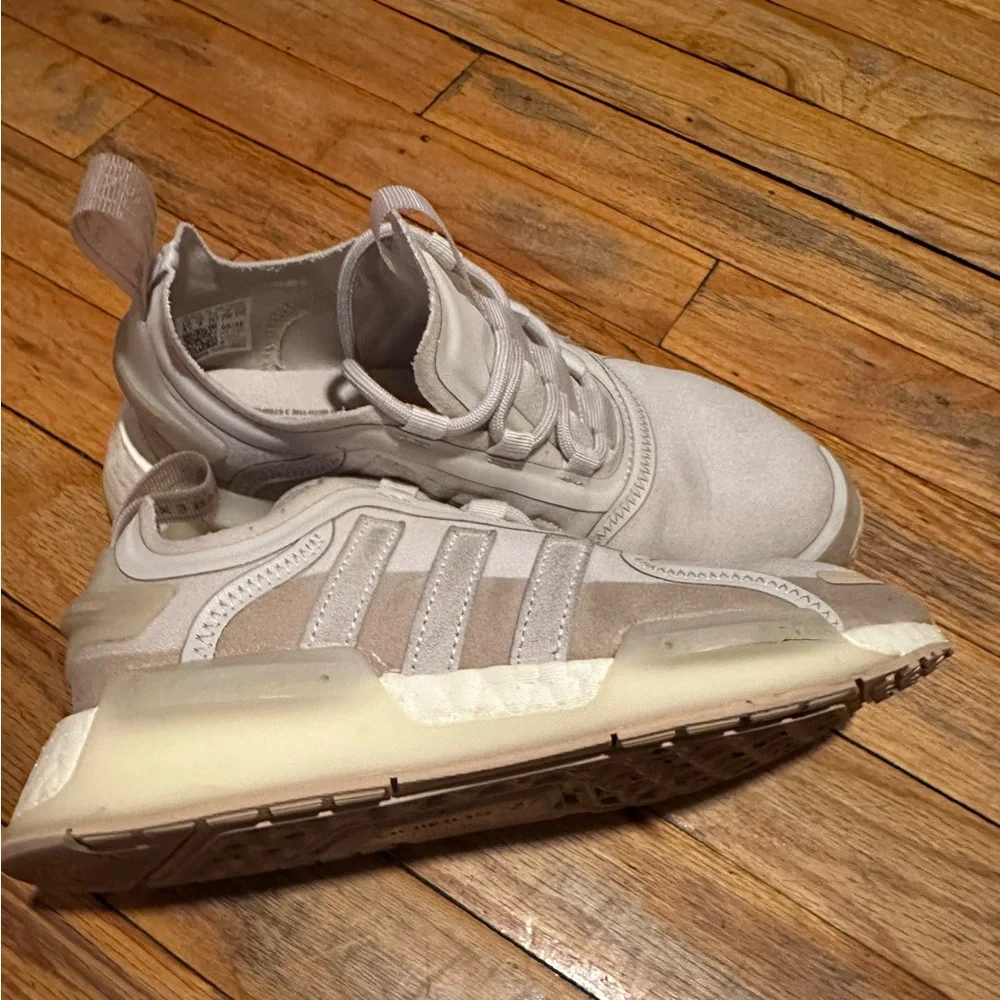 Addidas sneakers - Picture 3 of 4